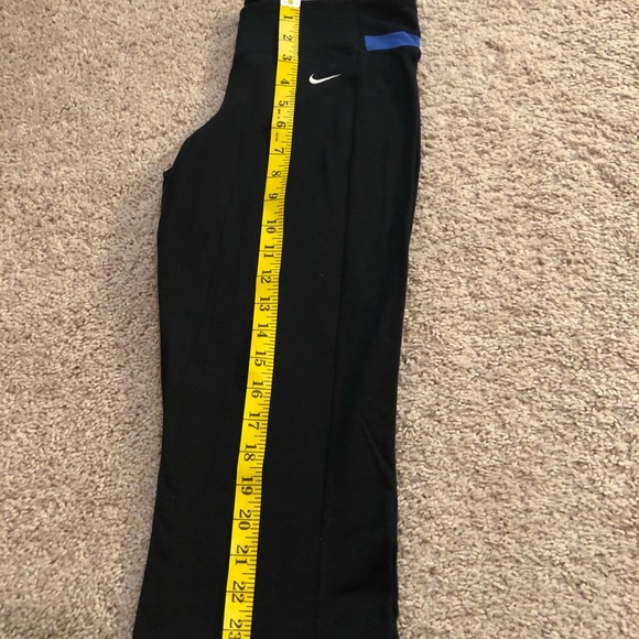 Nike workout capri leggings - Picture 4 of 4
